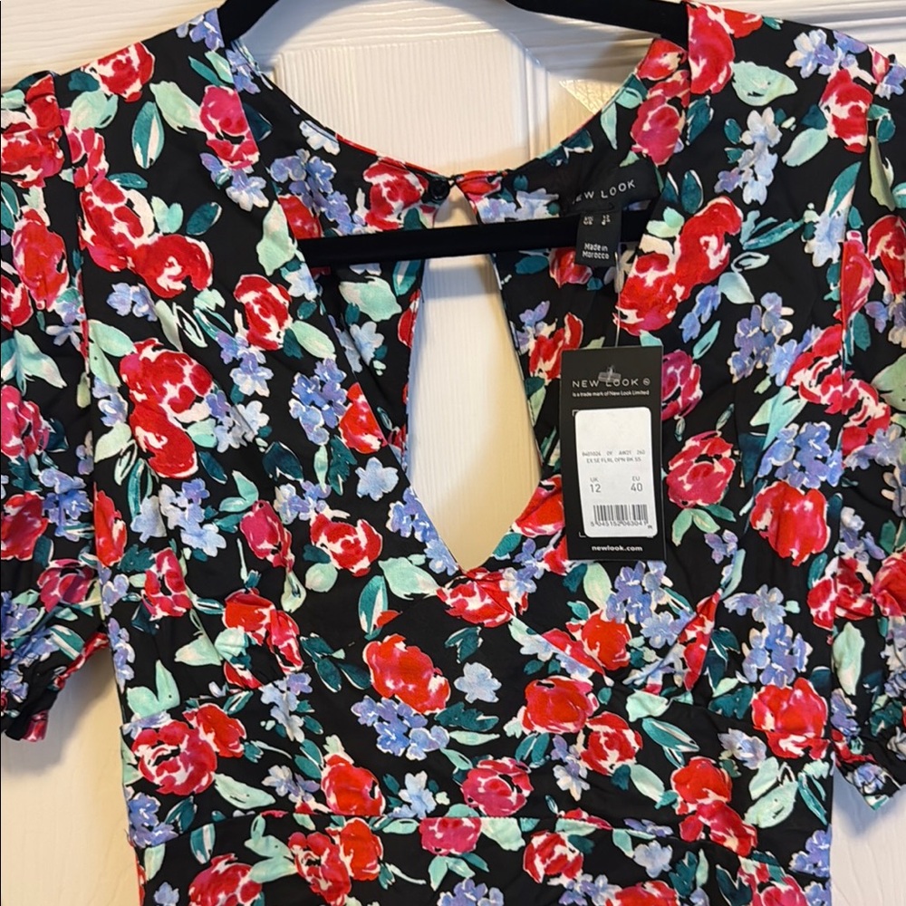 New Look Floral Keyhole Dress
